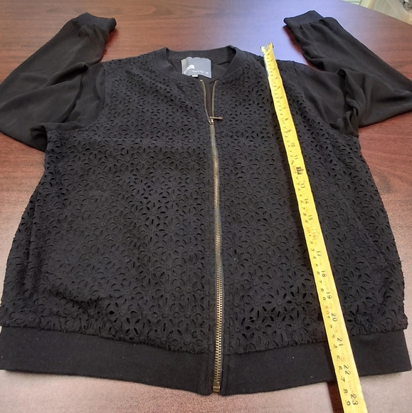 Cardigan - Picture 7 of 7